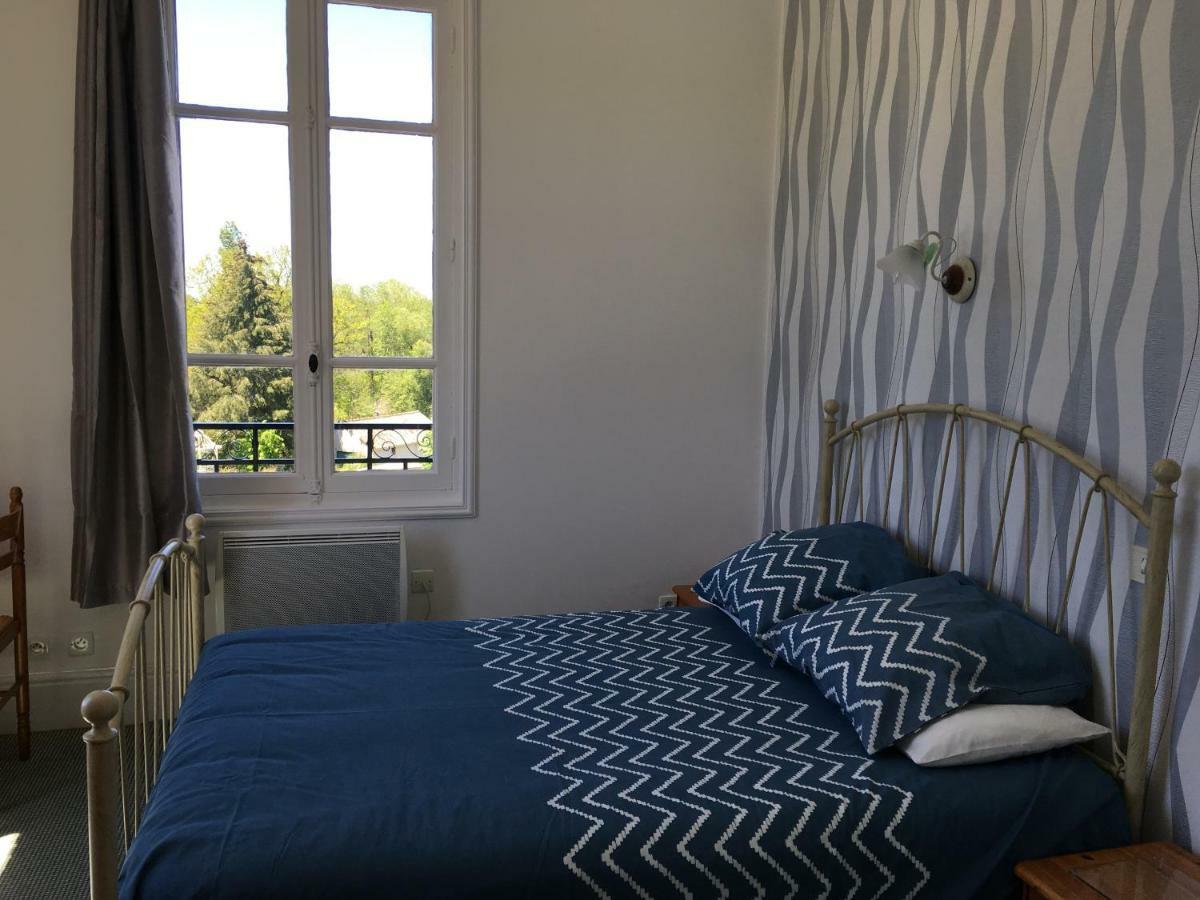 Bar Le Lac Bessines-sur-Gartempe Екстериор снимка