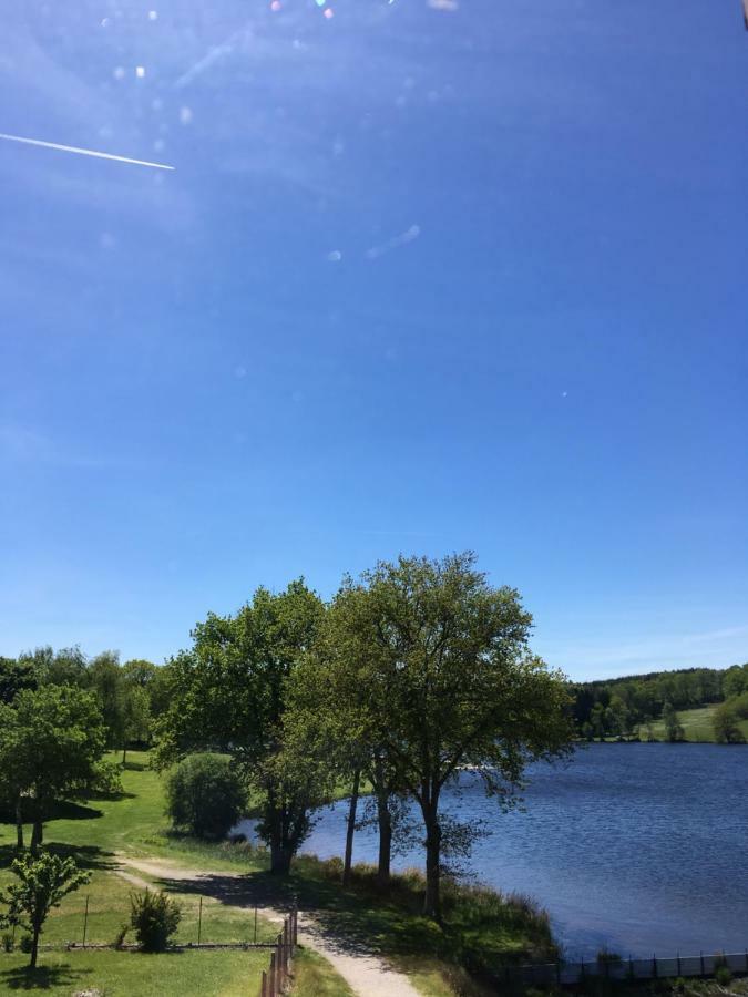 Bar Le Lac Bessines-sur-Gartempe Екстериор снимка